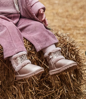 Mayoral - Stivaletti neonata cuoricini e pelliccia